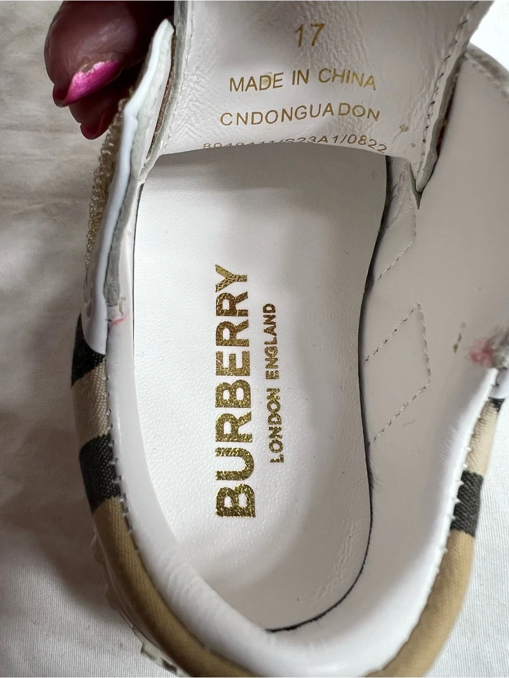 Burberry Newborn Sneaker w/Single Strap